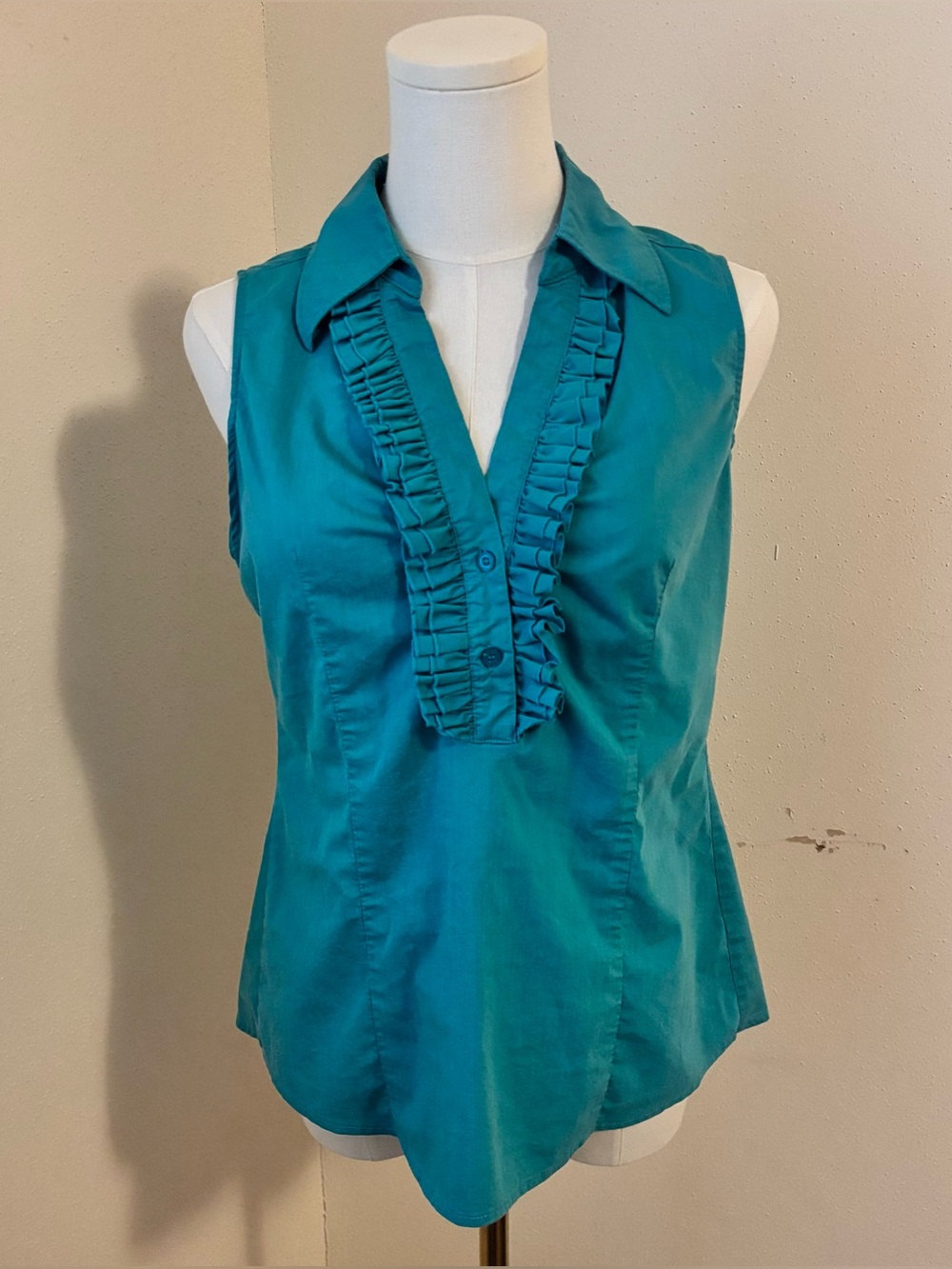 New York & Company Teal Ruffle V-Neck Sleeveless Top